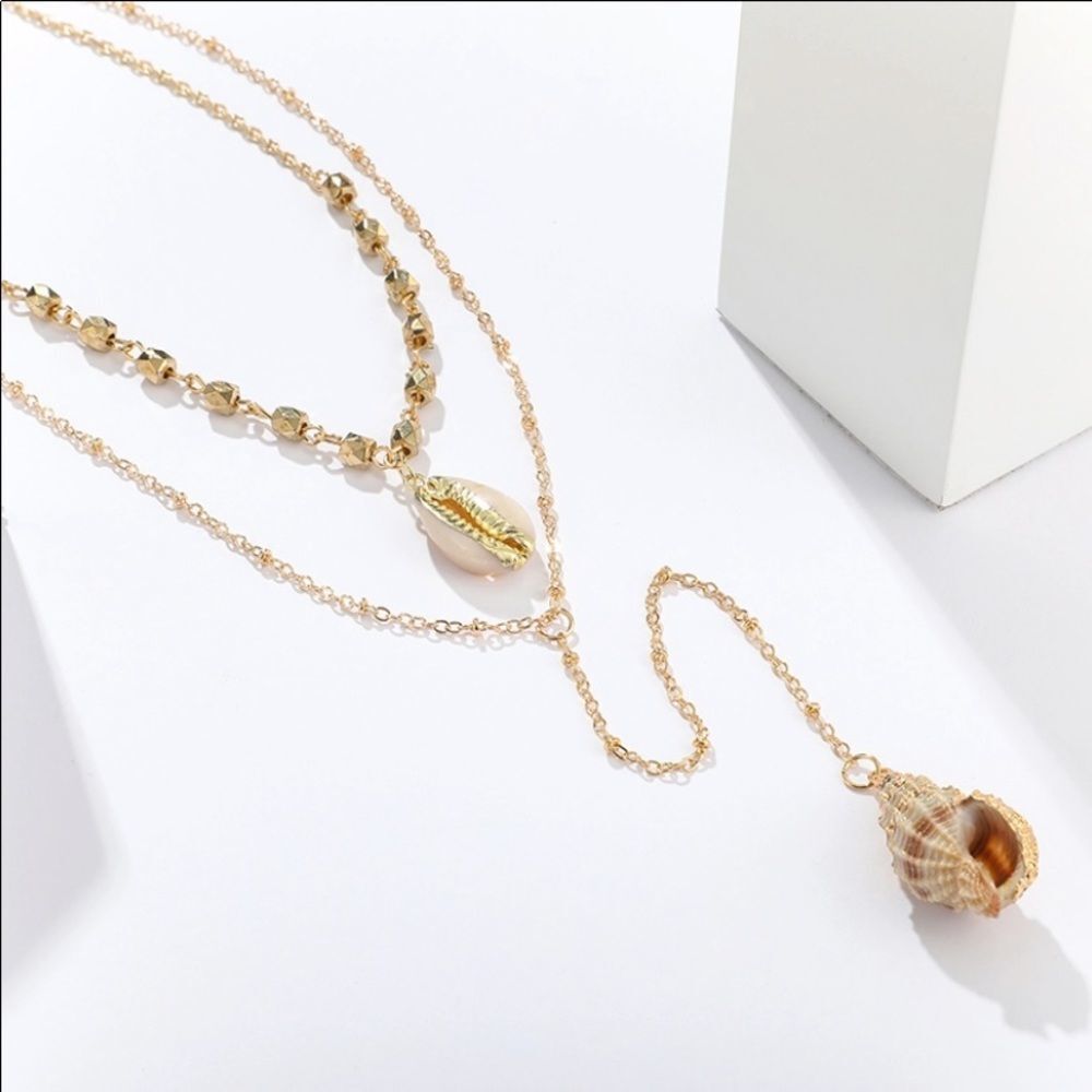 Gorgeous SeaShell Double Layered Gold Necklace (V2